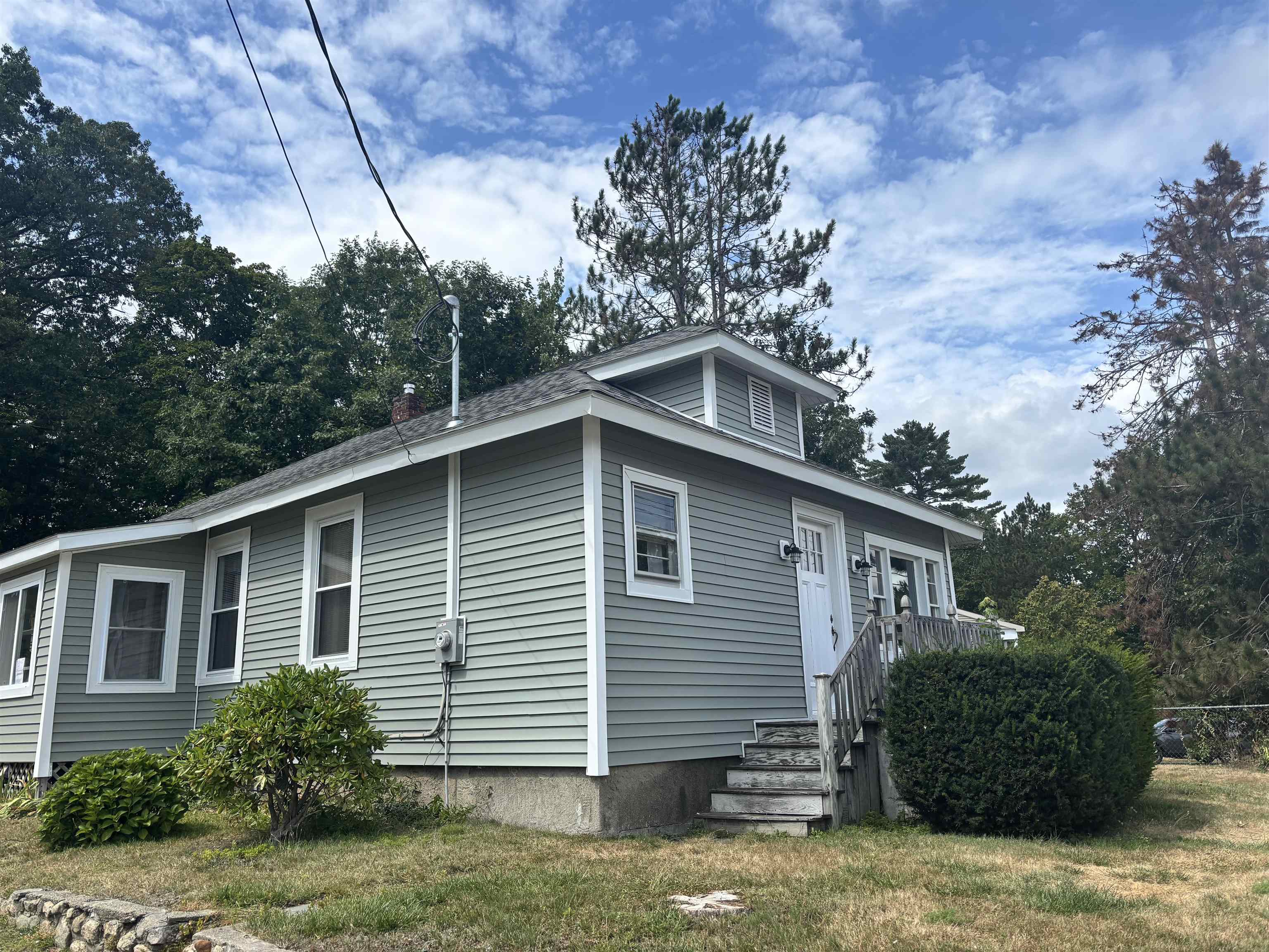 906 North Main Street