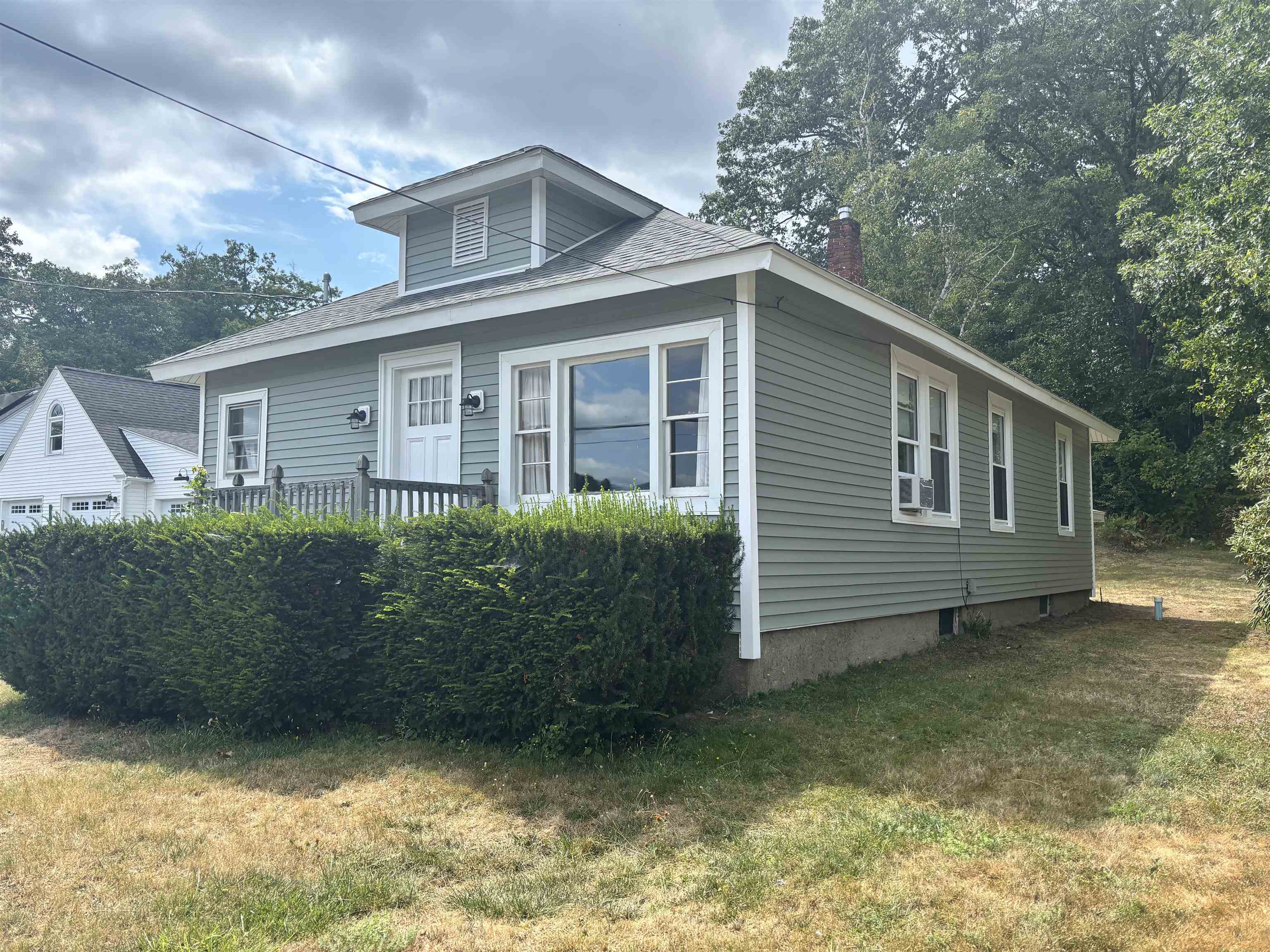 906 North Main Street