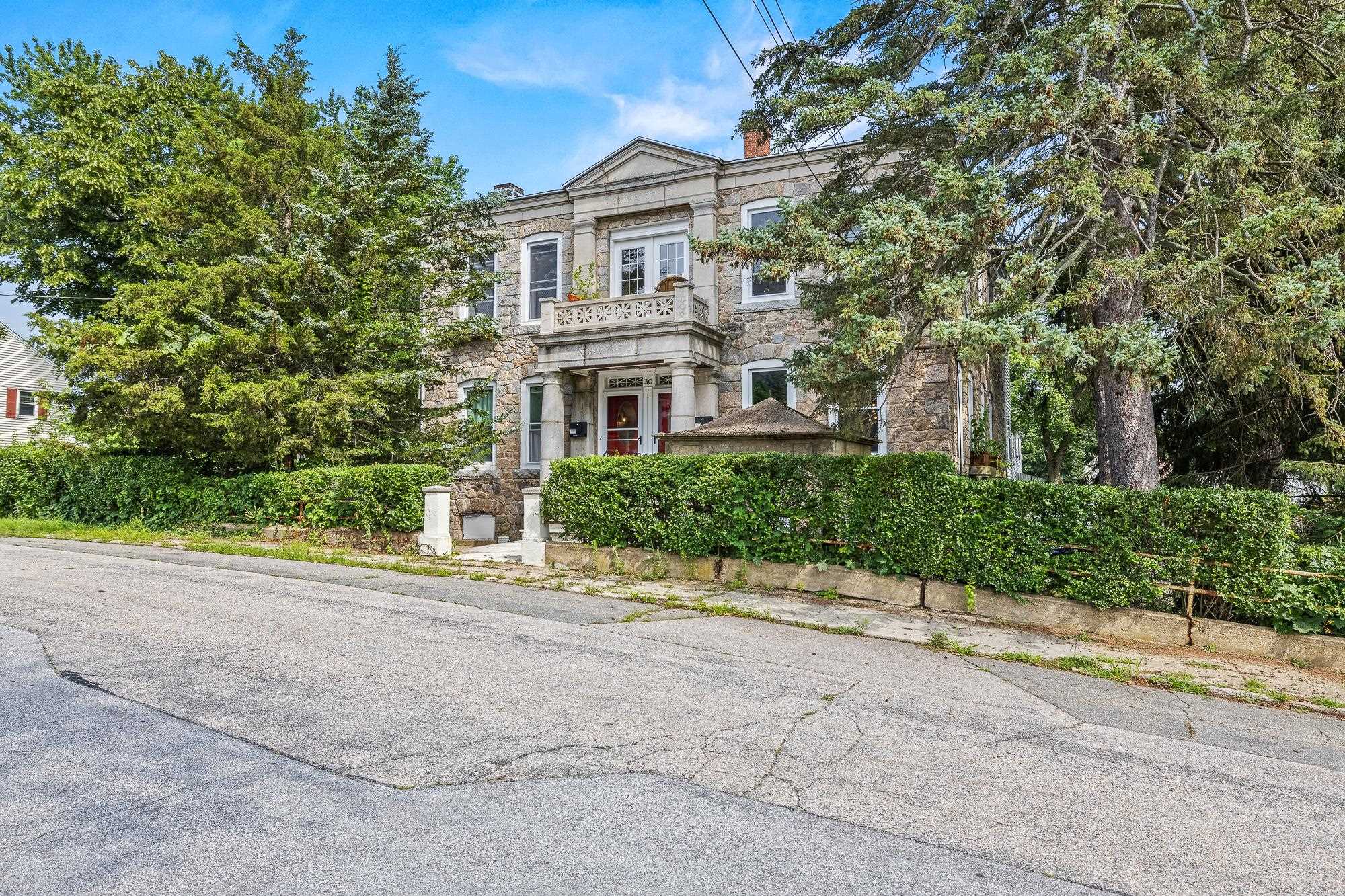 30 Rosedale Avenue