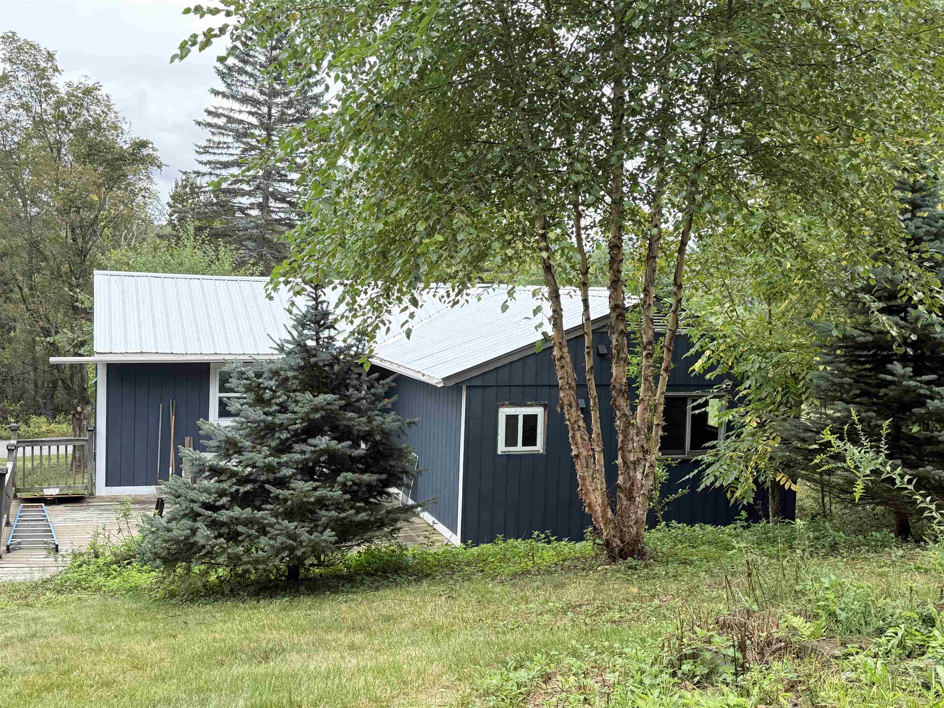 221A Southridge Street