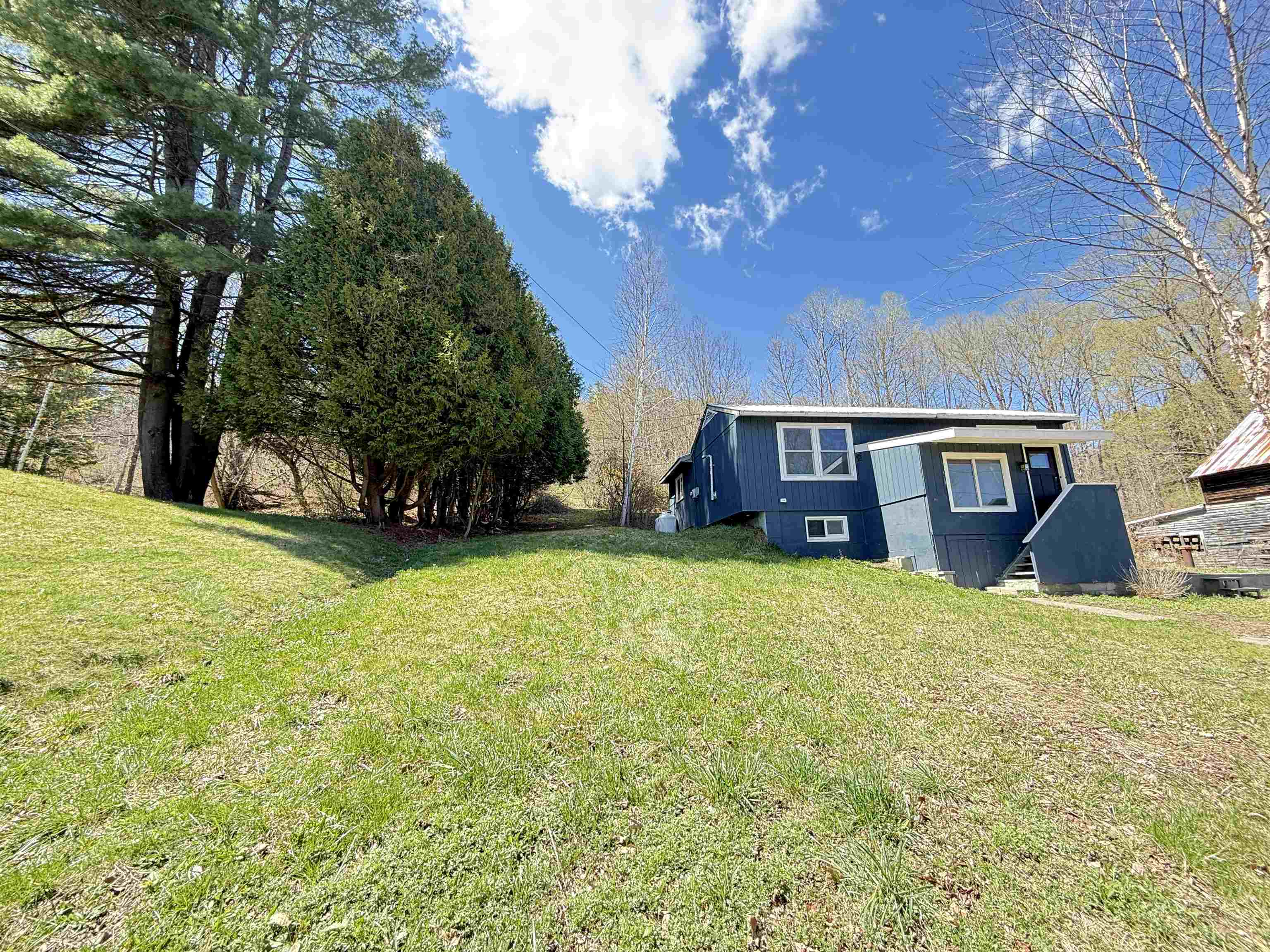 221A Southridge Street