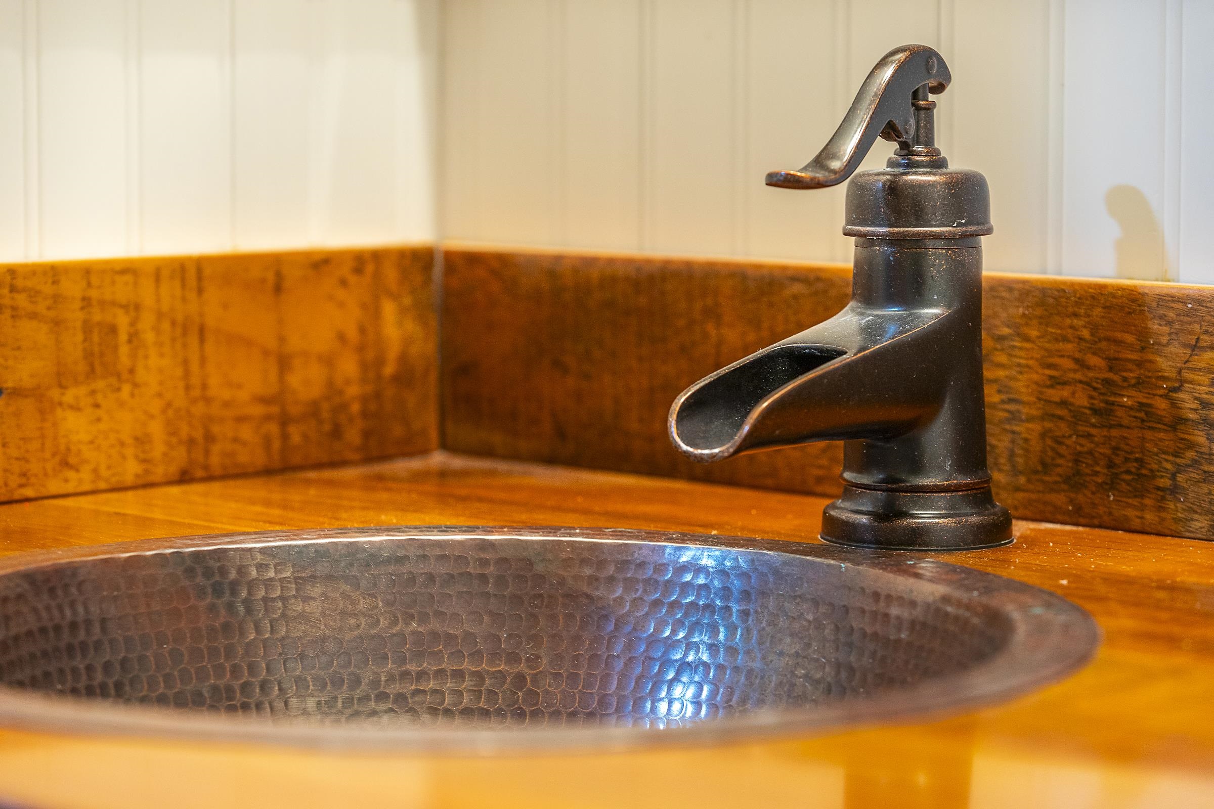 Winhall, Vermont 05340, United States, 3 Bedrooms Bedrooms, ,2 BathroomsBathrooms,Residential,Active,89749