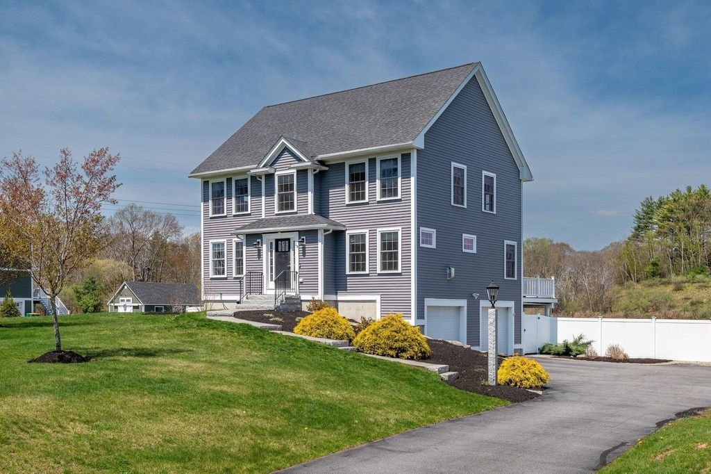 Photo of 19 Lovering Road, North Hampton, NH 03862 (MLS # 5089439)