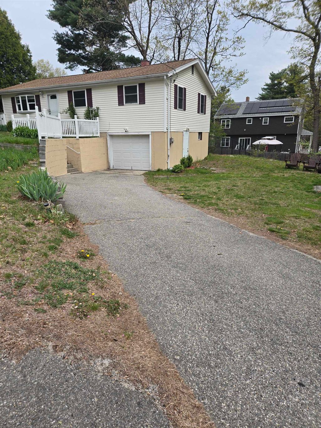 Photo of 143 Westwood Drive, Nashua, NH 03062 (MLS # 5087739)