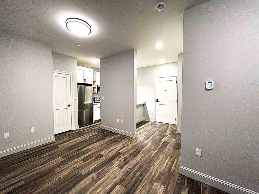 Photo of 25 Lowell Street #101, Manchester, NH 03101 (MLS # 5066882)