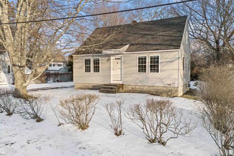 Photo of 6 Ruth Lane, Hampton, NH 03842 (MLS # 5072391)