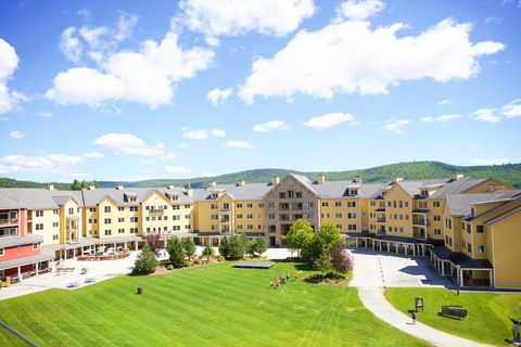 240 QII Jackson Gore Inn 240 QII Ludlow VT 05149