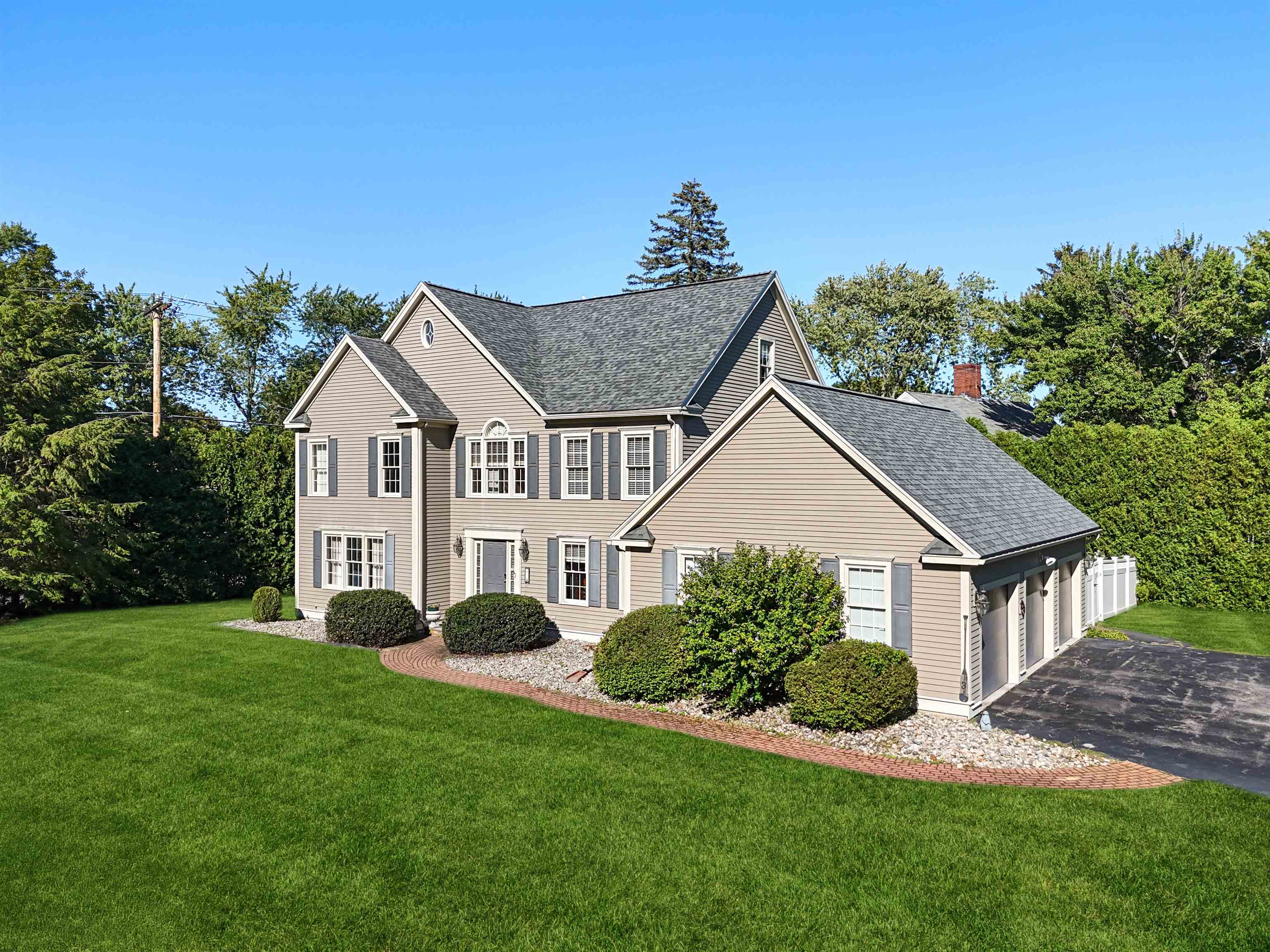 3 Playhouse Circle