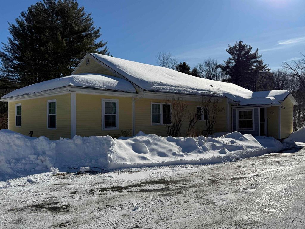 Photo of 14 Garrison Lane, Exeter, NH 03833 (MLS # 5077209)