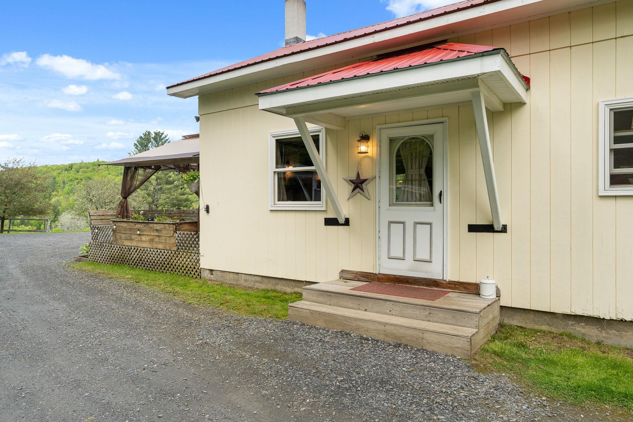 122 Wallace Road