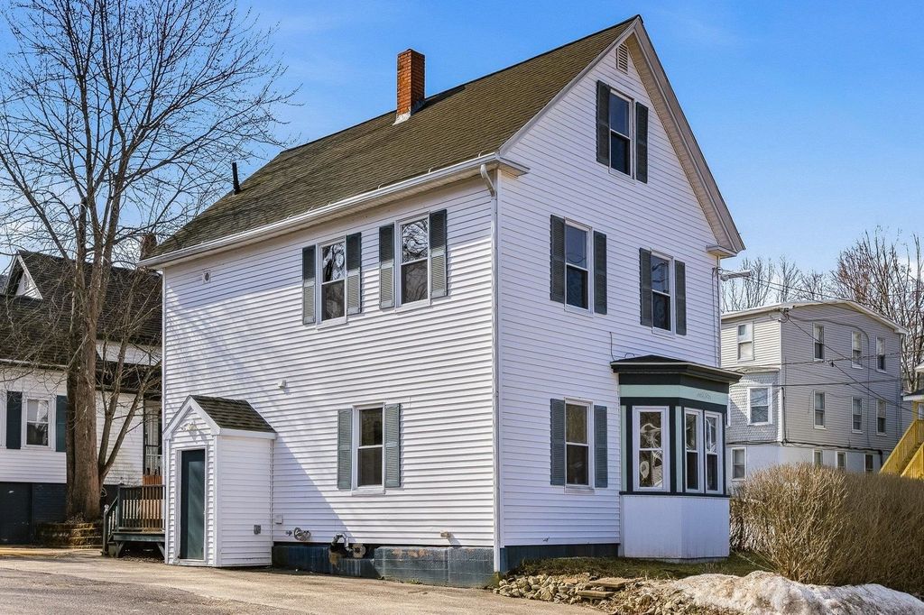 Photo of 72 Union Street, Somersworth, NH 03878 (MLS # 5081796)