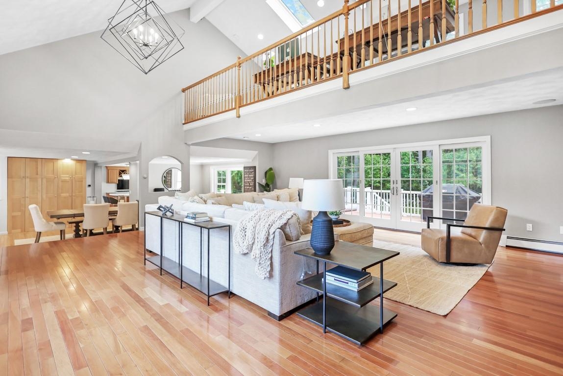 6 Fox Hollow Road