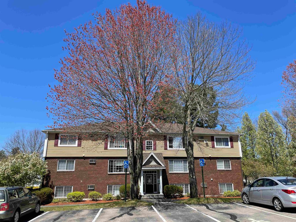 Photo of 3981 Old Brown Avenue #76, Manchester, NH 03102 (MLS # 5065710)