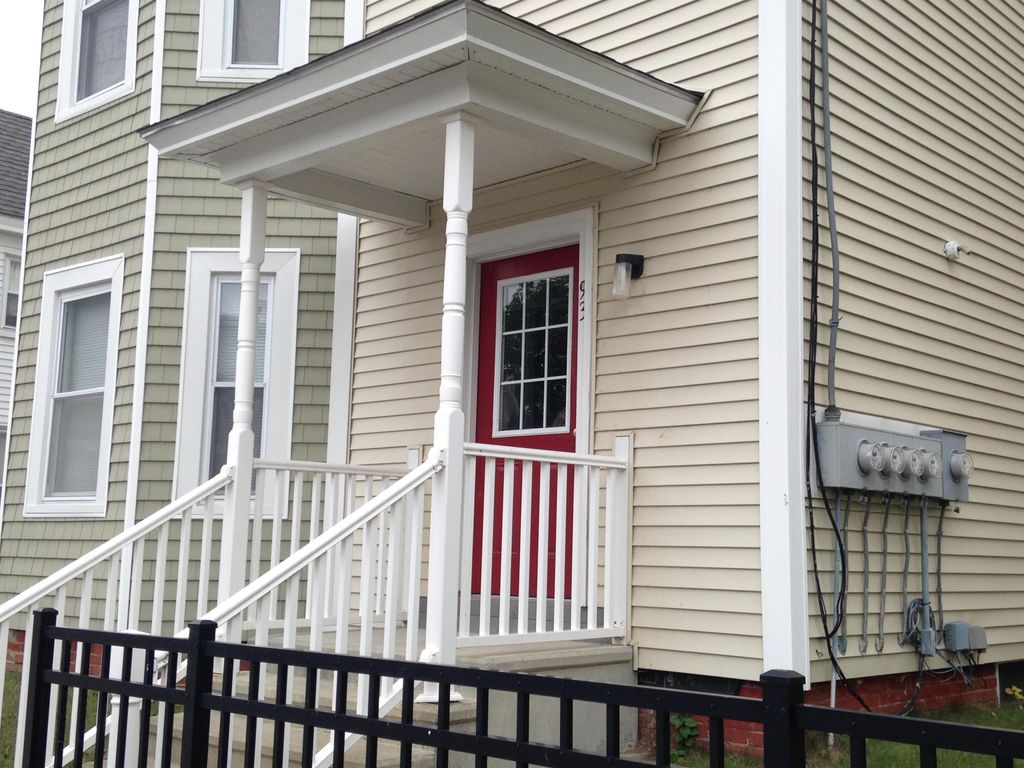 Photo of 93 Second Street #1W, Manchester, NH 03103 (MLS # 5079520)