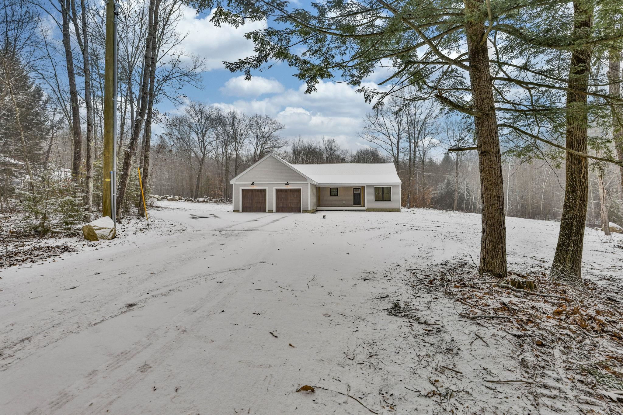 16 Thompson Crossing Road 231-1-3