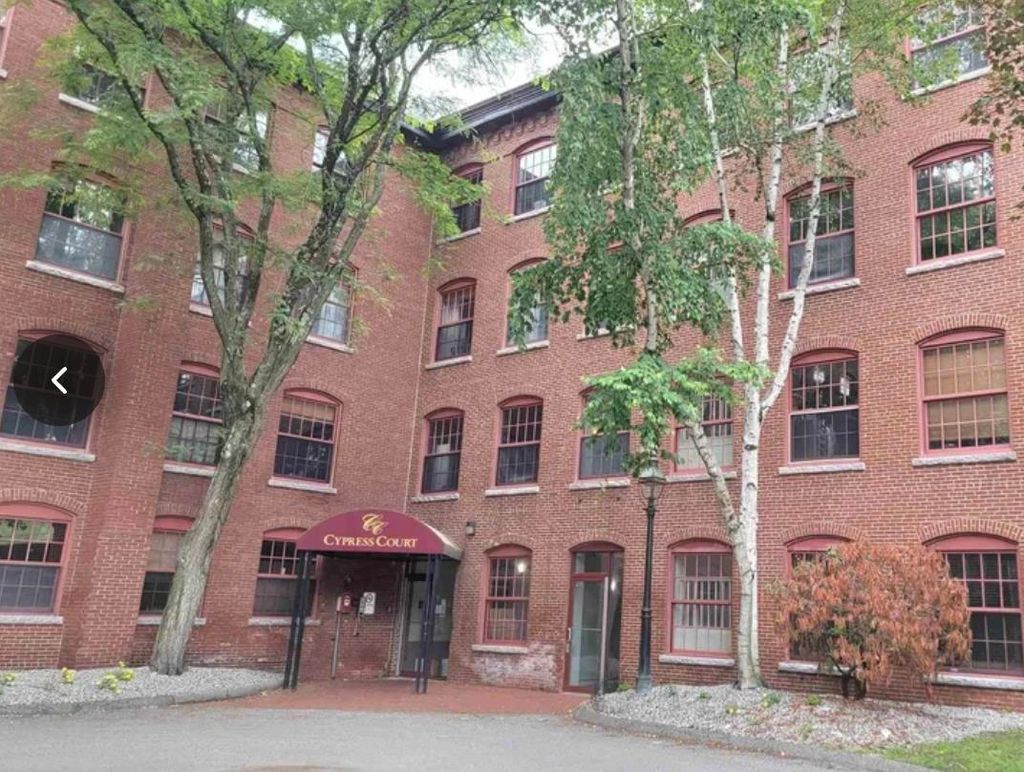 Photo of 335 Cypress Street #4J, Manchester, NH 03103 (MLS # 5066761)