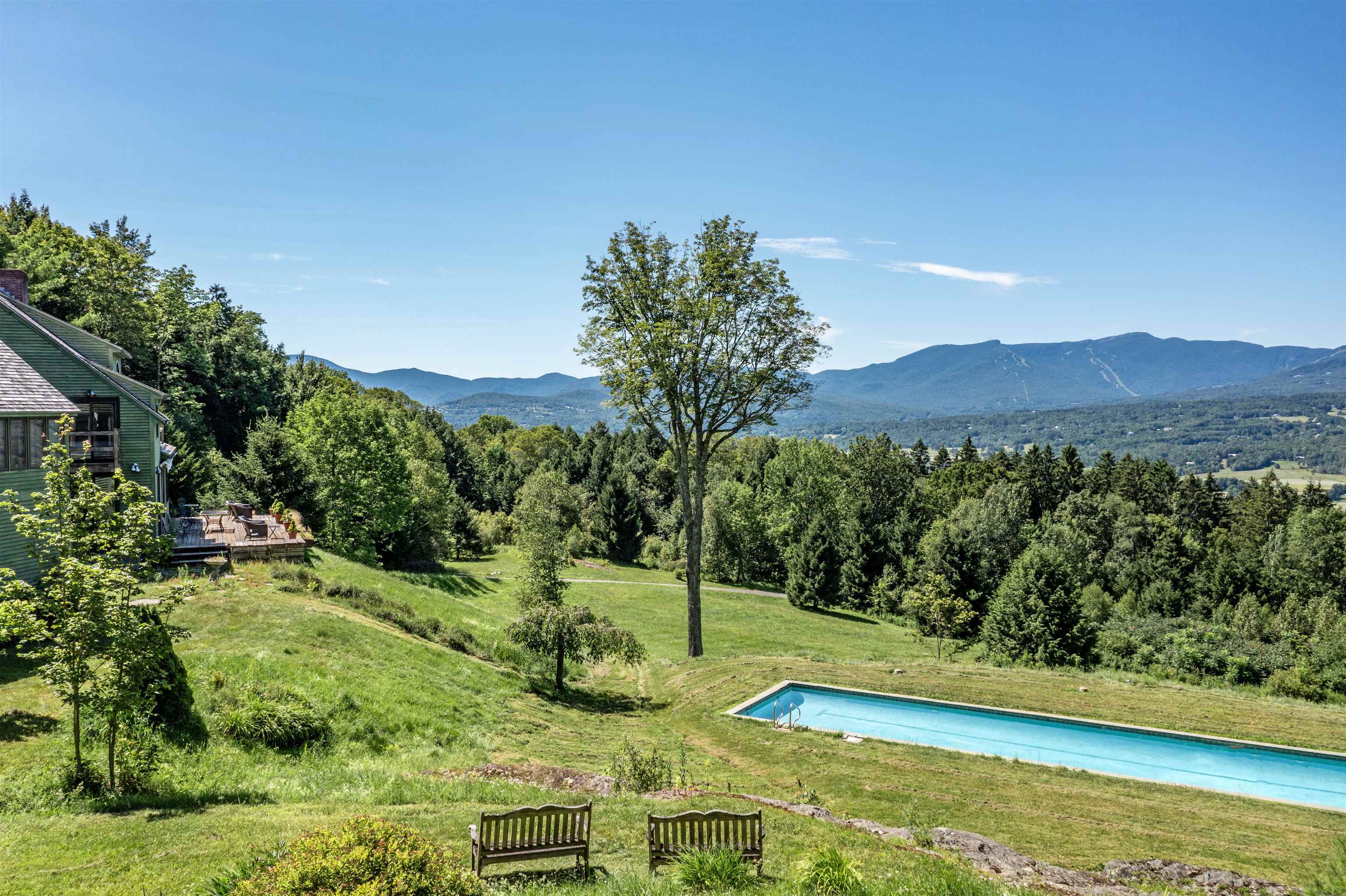 24 Upper Judson Lane