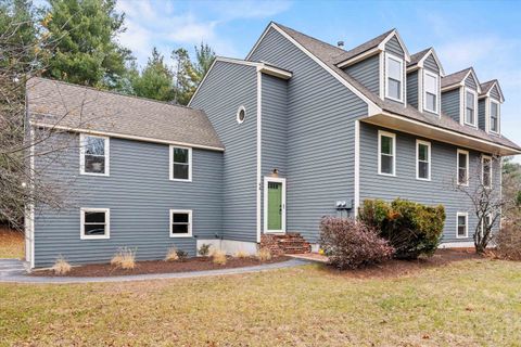 4 Quincy Road A Londonderry NH 03053
