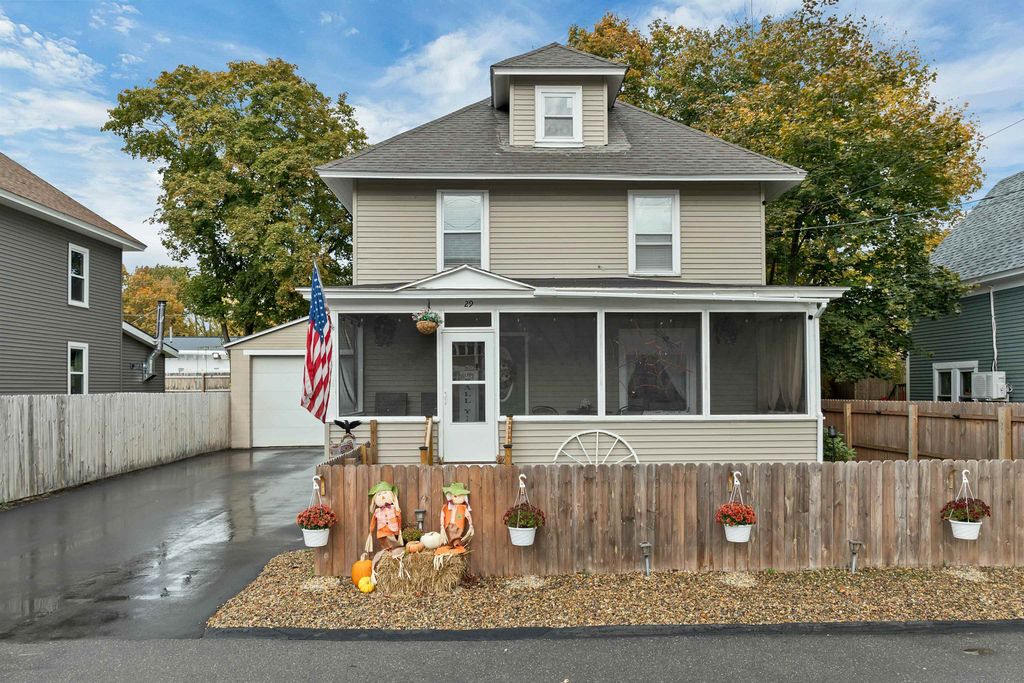 Photo of 29 Strafford Street, Laconia, NH 03246 (MLS # 5067487)