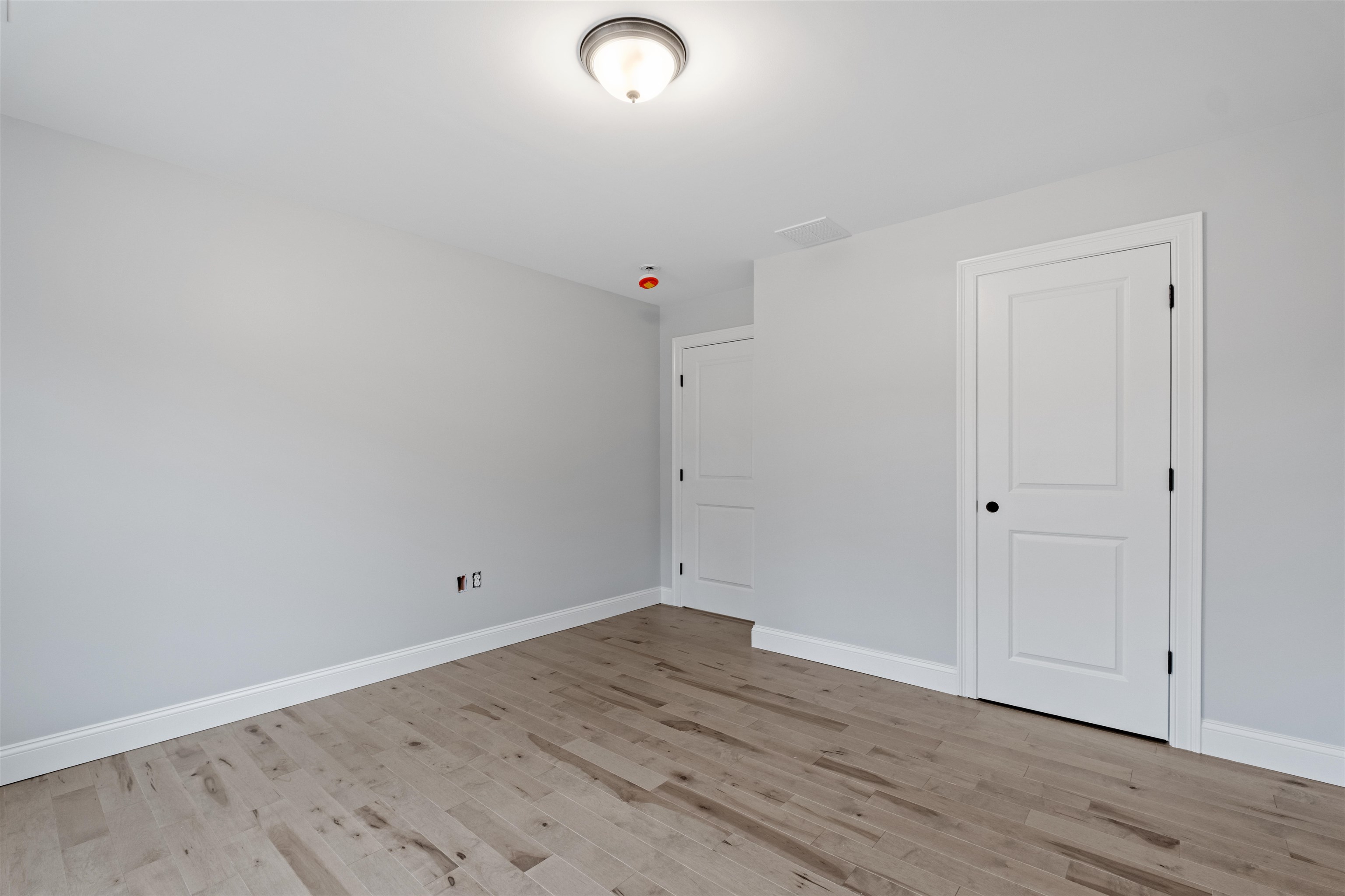 New Durham, New Hampshire 03855, United States, 3 Bedrooms Bedrooms, ,2 BathroomsBathrooms,Residential,Active,154074