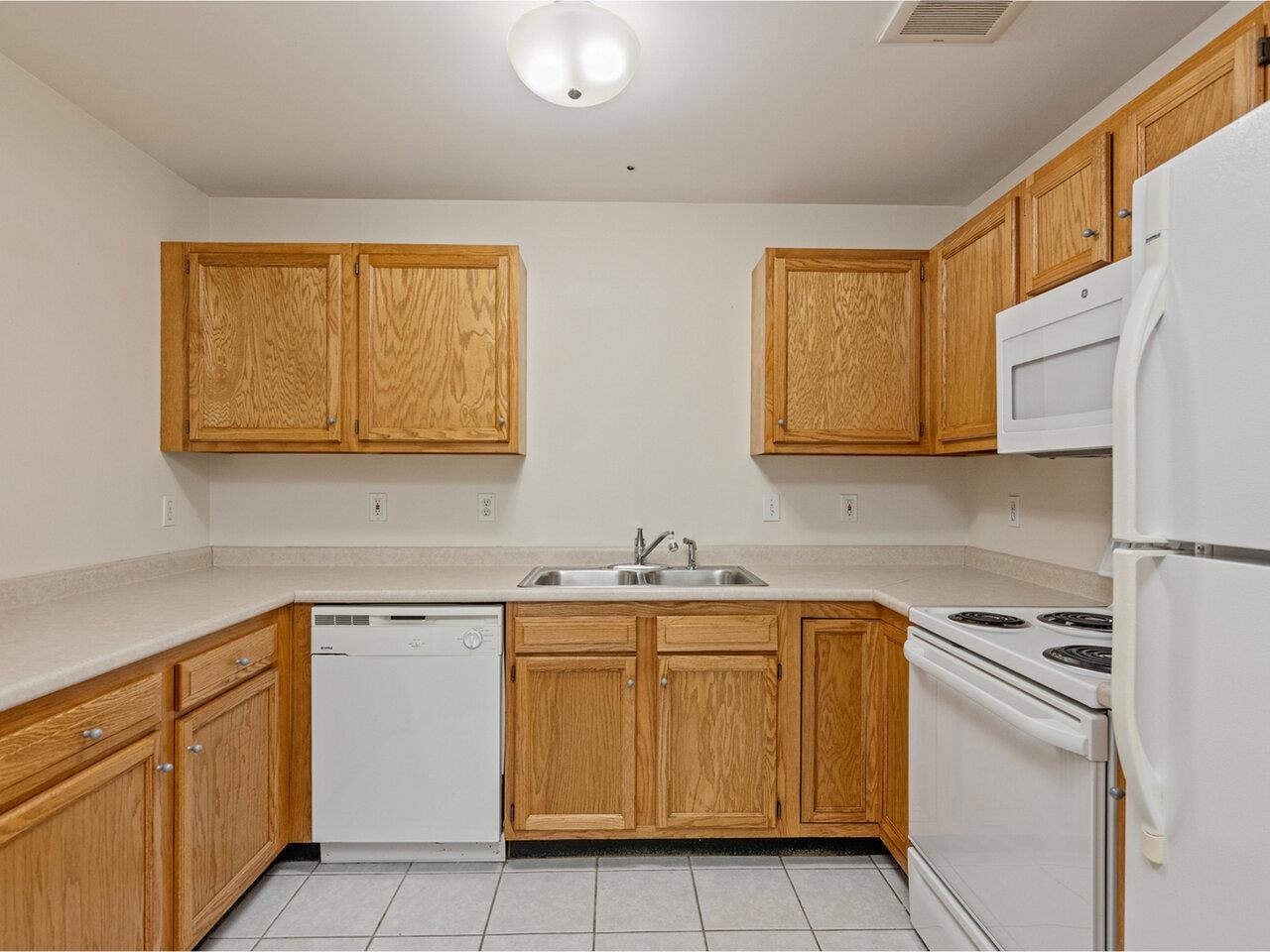 305 Lime Kiln Drive 140