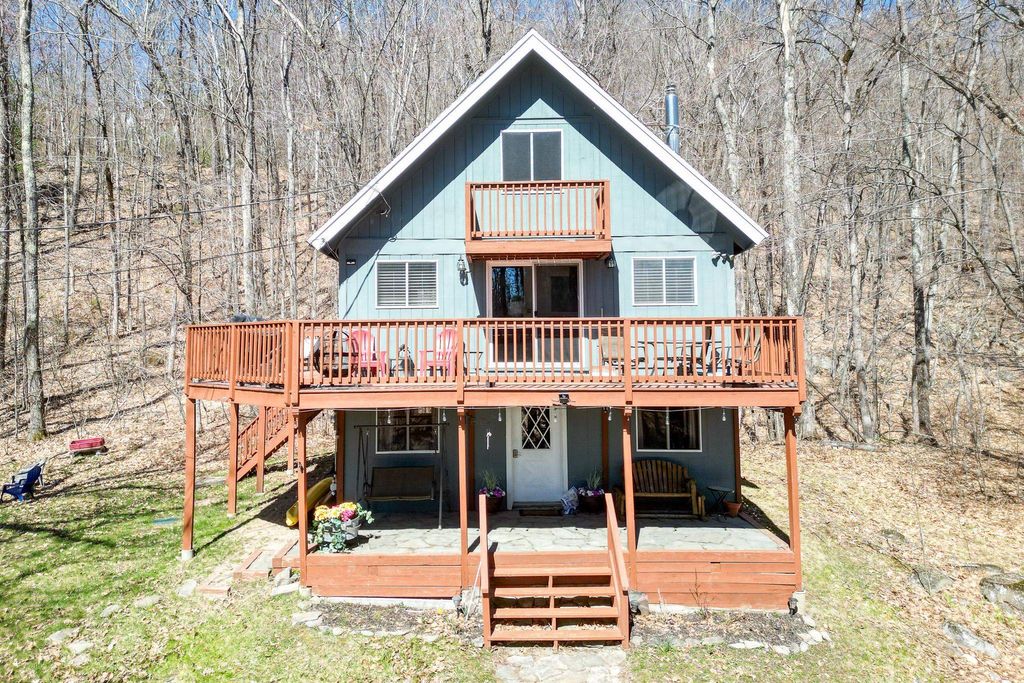 Photo of 26 Little Shore Drive, Madison, NH 03849 (MLS # 5078330)