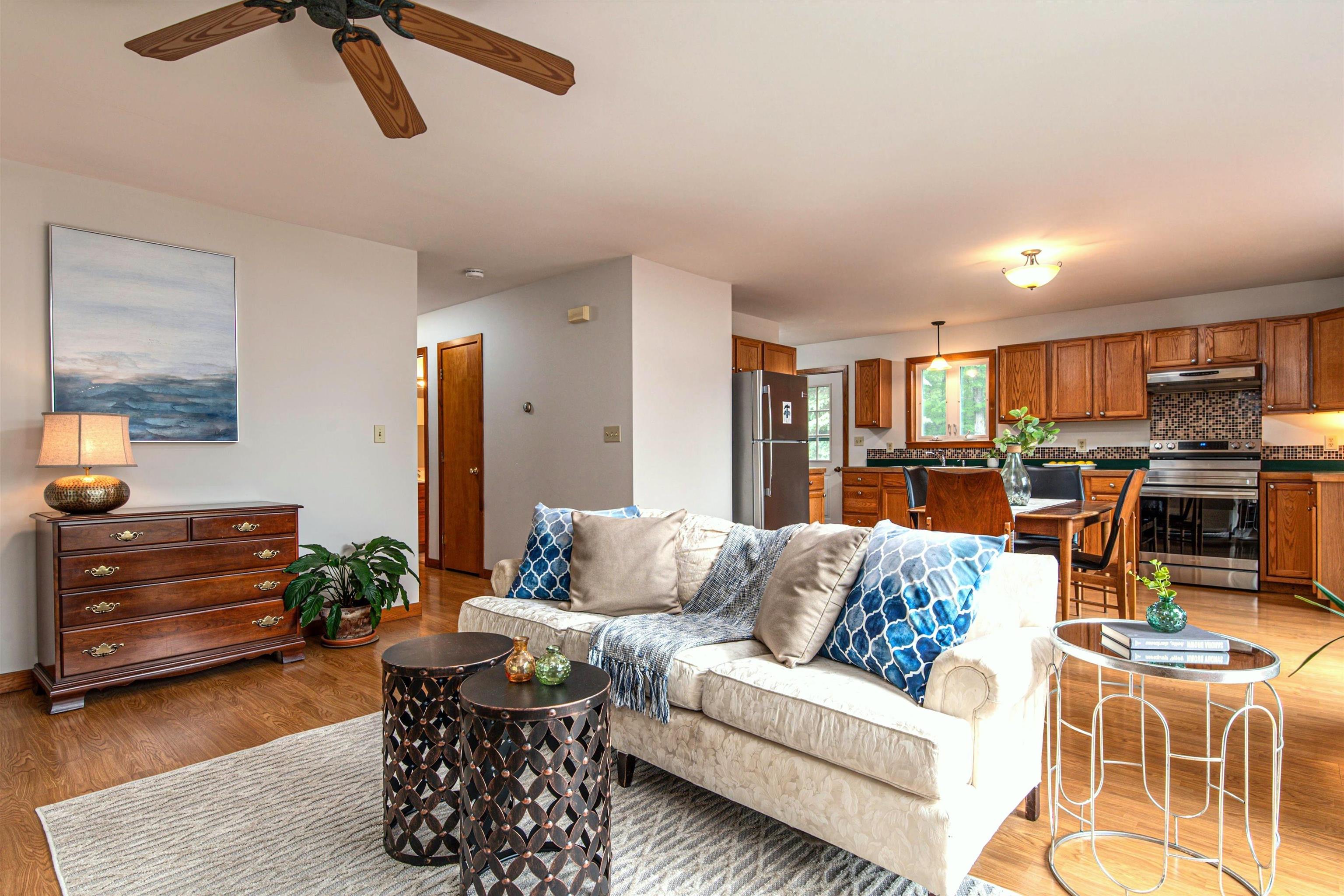 156 Sherwood Circle