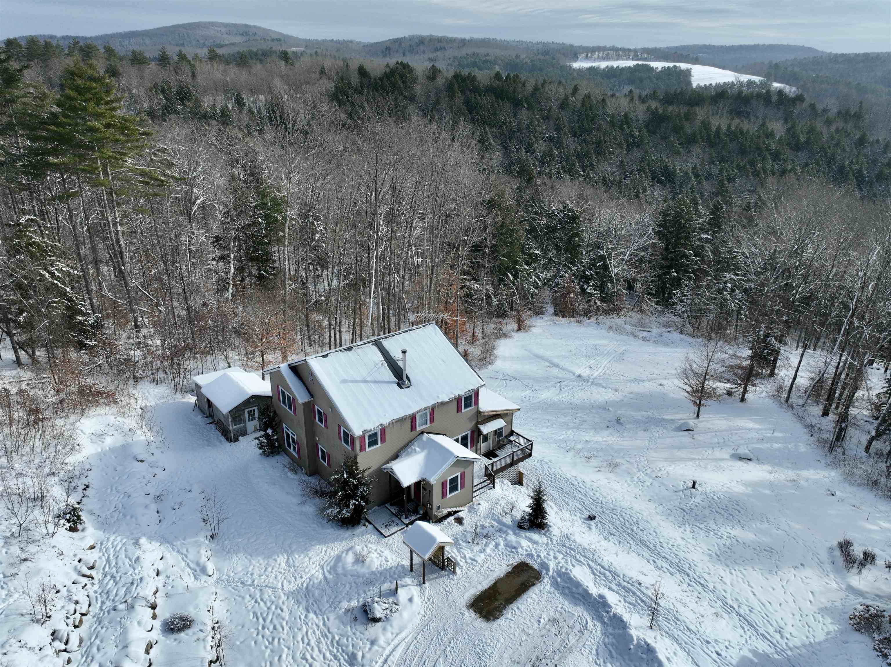 60 Currier Hill Road