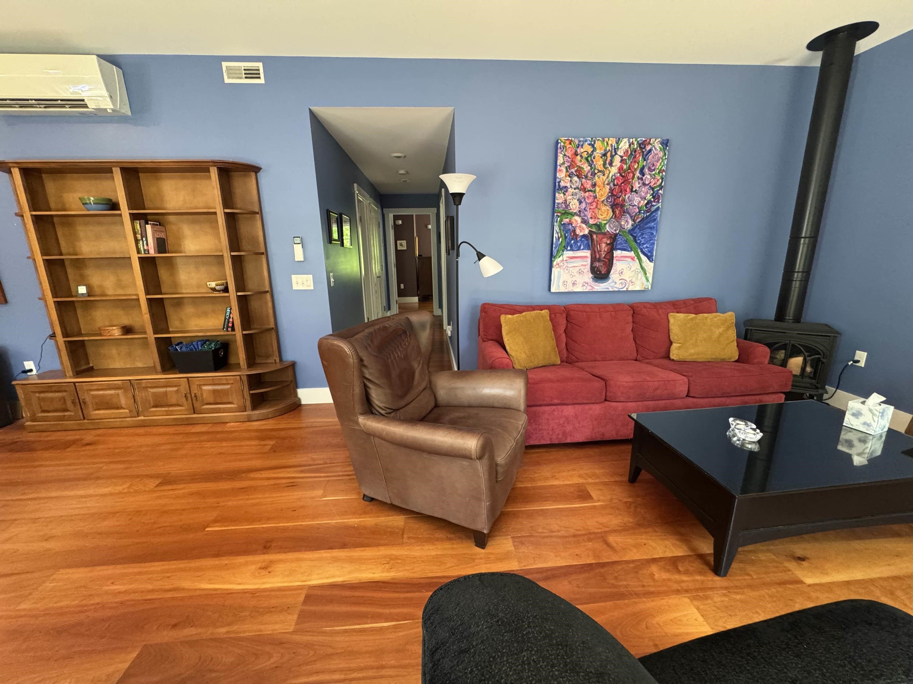 321 Leonard Road