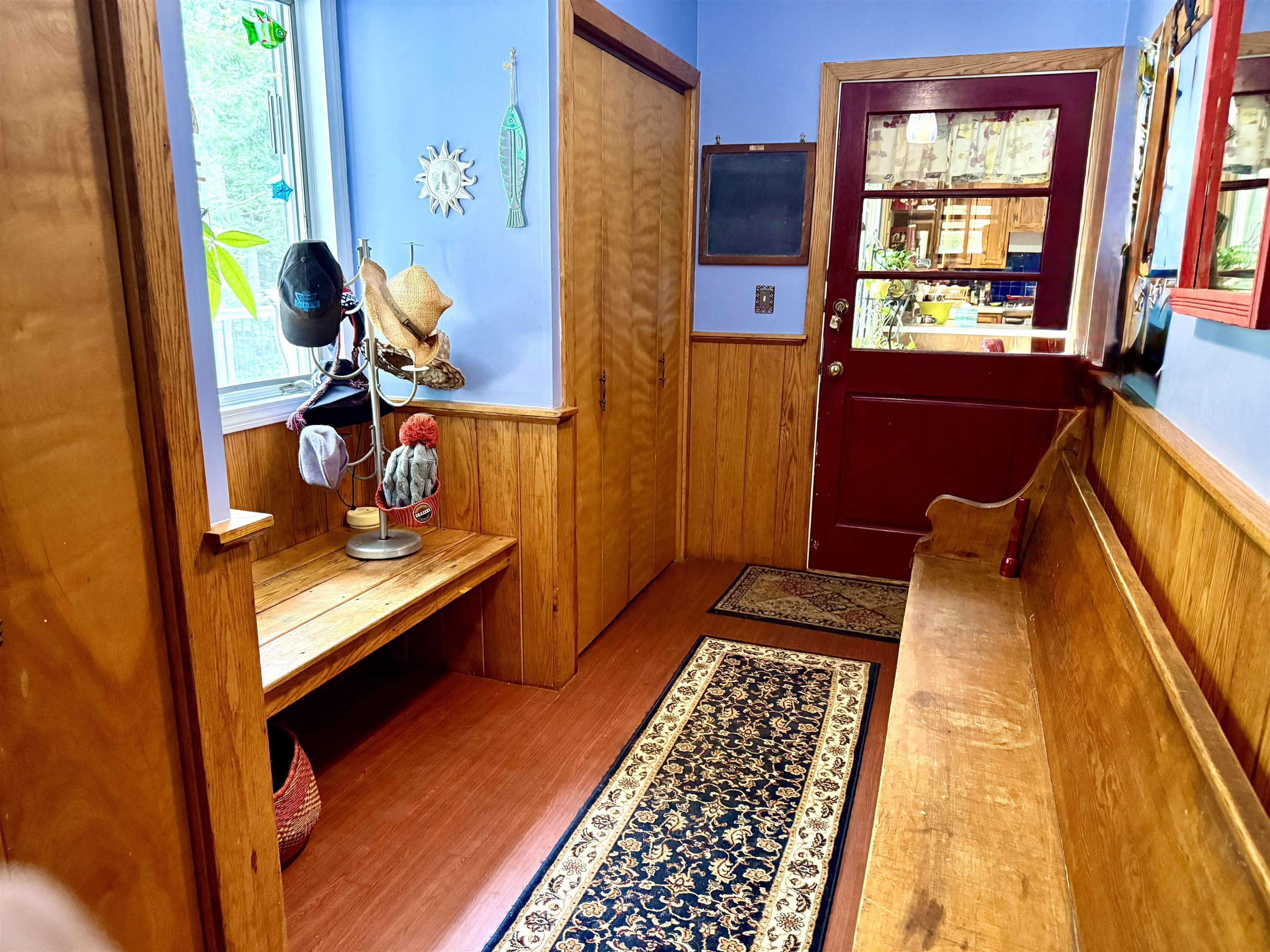 204 Meetinghouse Lane