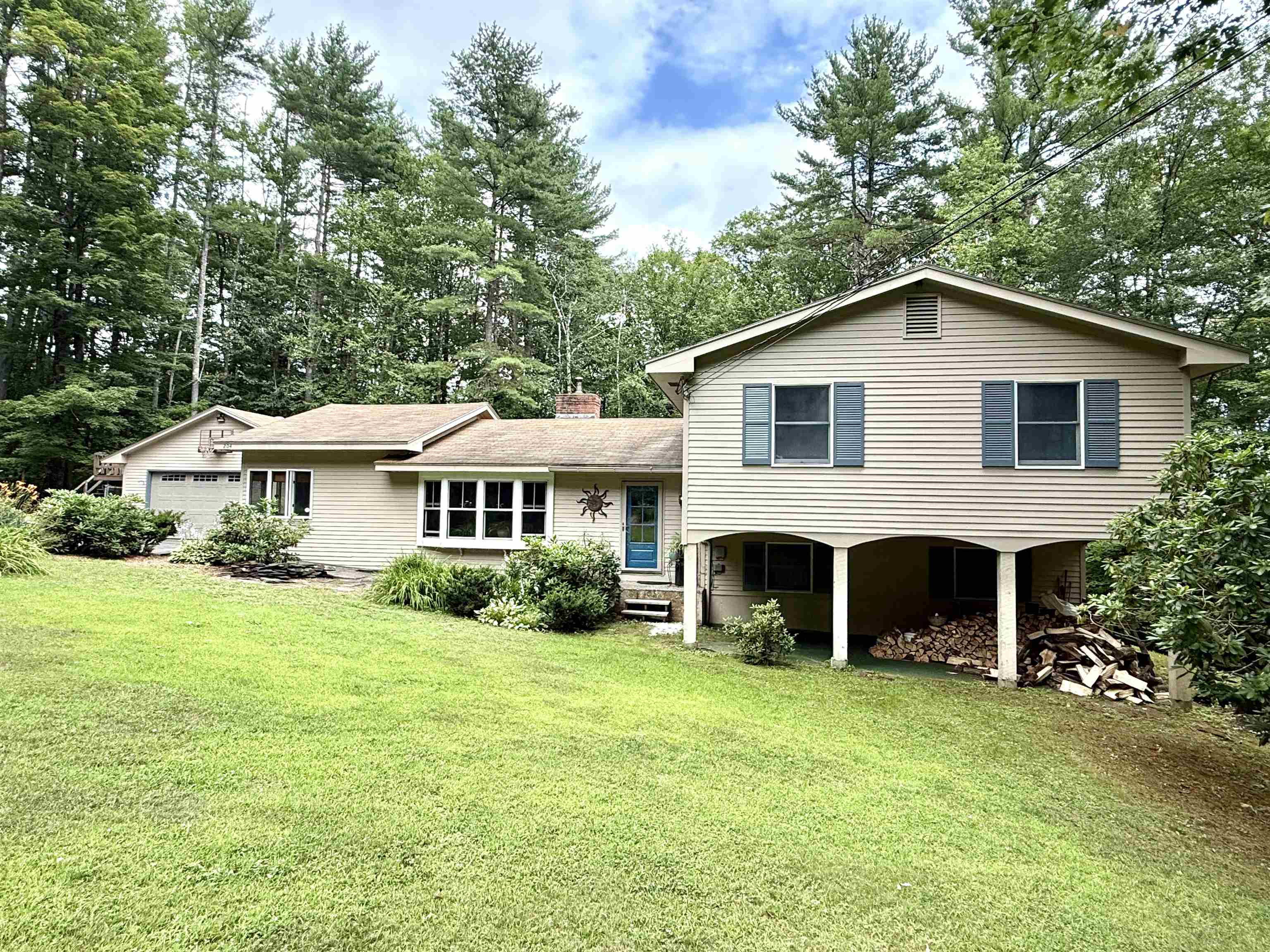 204 Meetinghouse Lane