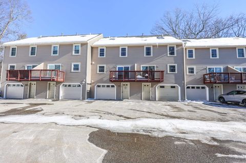 Photo of 65 Glastonbury Drive, Nashua, NH 03063 (MLS # 5075882)