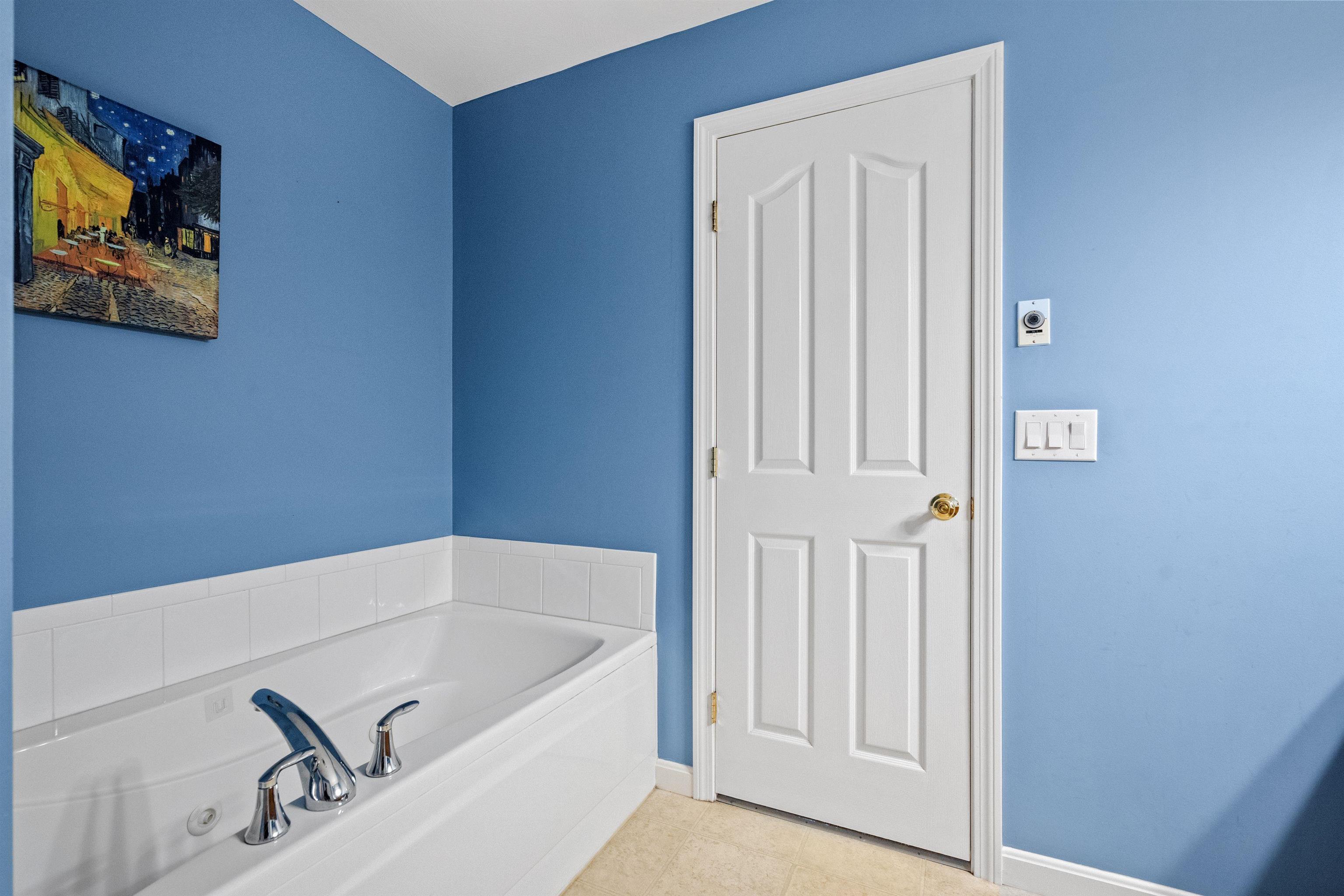 Concord, New Hampshire 03303, United States, 3 Bedrooms Bedrooms, ,3 BathroomsBathrooms,Residential,Active,246313