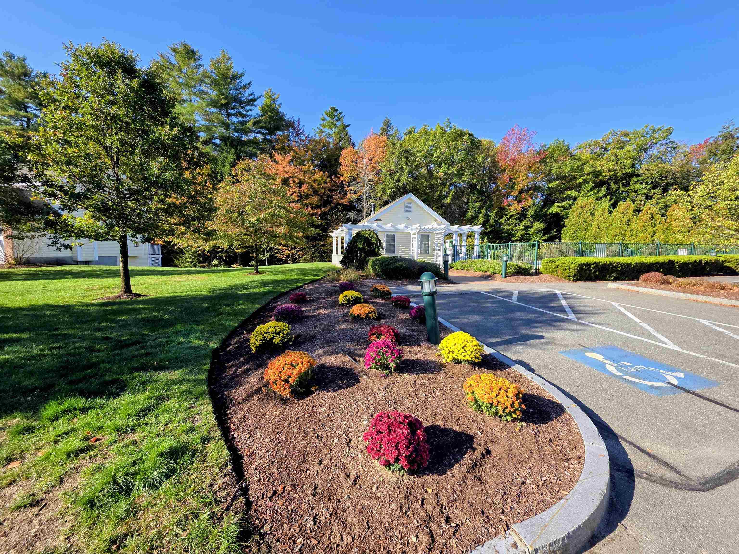 Concord, New Hampshire 03303, United States, 3 Bedrooms Bedrooms, ,3 BathroomsBathrooms,Residential,Active,246313