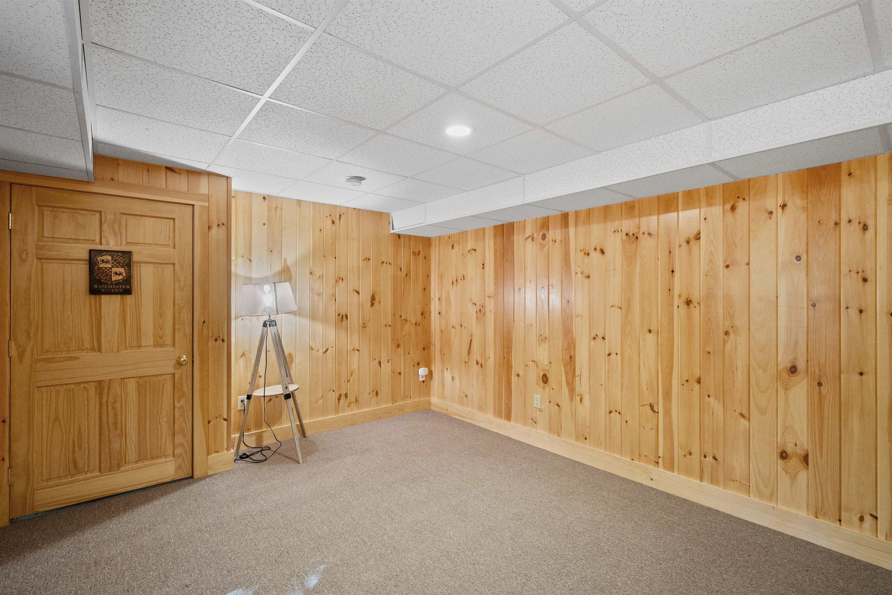 Concord, New Hampshire 03303, United States, 3 Bedrooms Bedrooms, ,3 BathroomsBathrooms,Residential,Active,246313