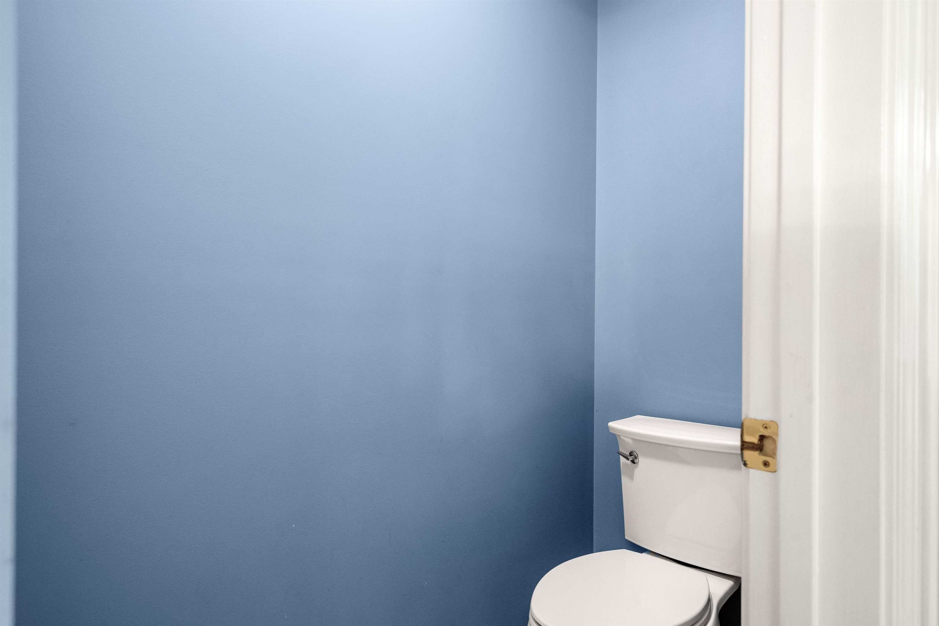 Concord, New Hampshire 03303, United States, 3 Bedrooms Bedrooms, ,3 BathroomsBathrooms,Residential,Active,246313