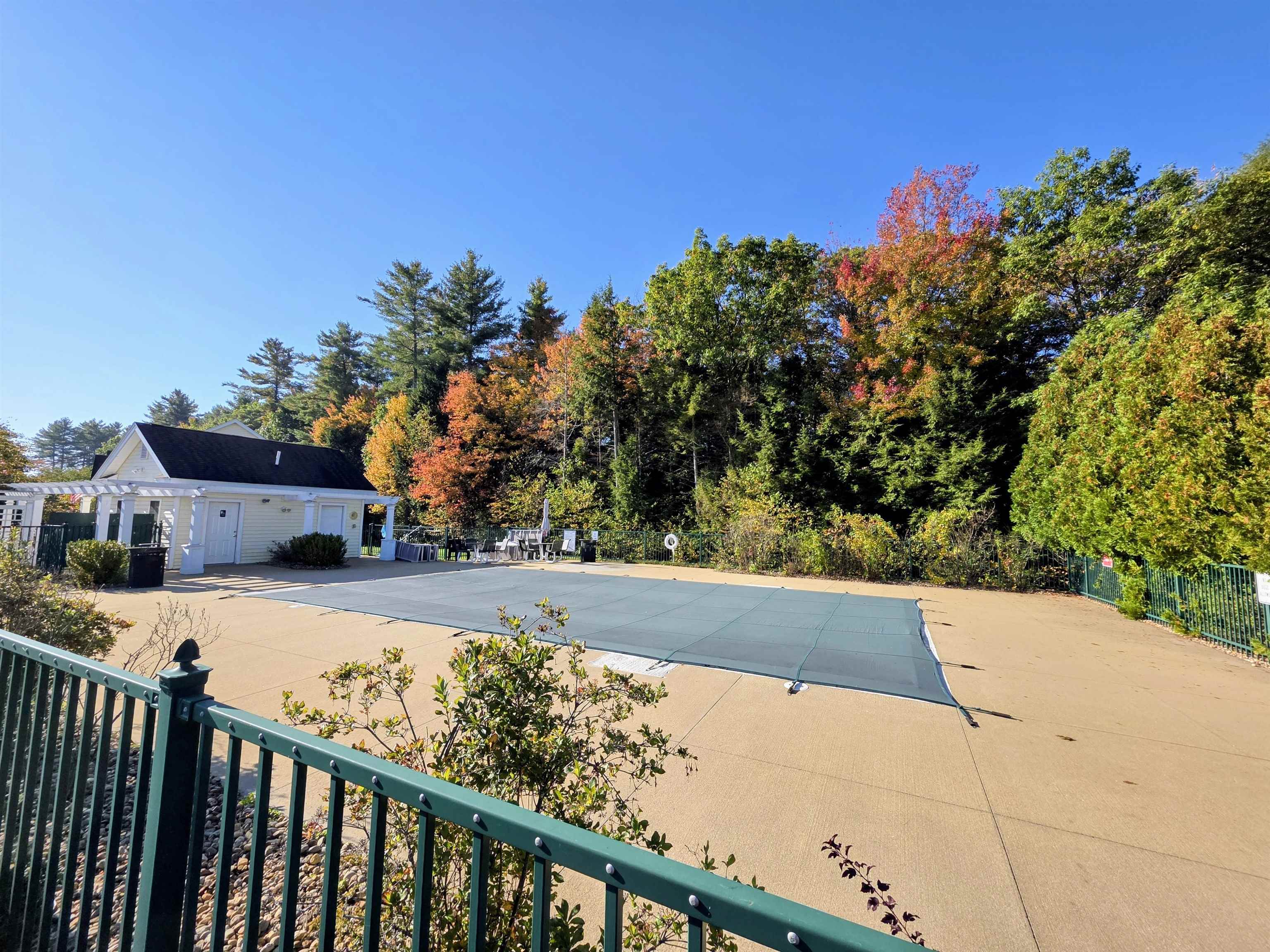 Concord, New Hampshire 03303, United States, 3 Bedrooms Bedrooms, ,3 BathroomsBathrooms,Residential,Active,246313