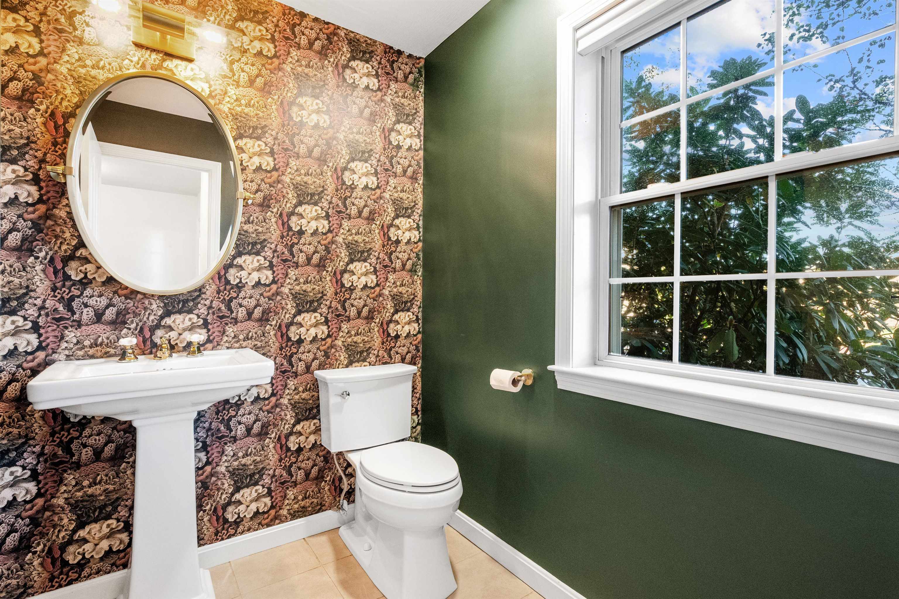 Concord, New Hampshire 03303, United States, 3 Bedrooms Bedrooms, ,3 BathroomsBathrooms,Residential,Active,246313