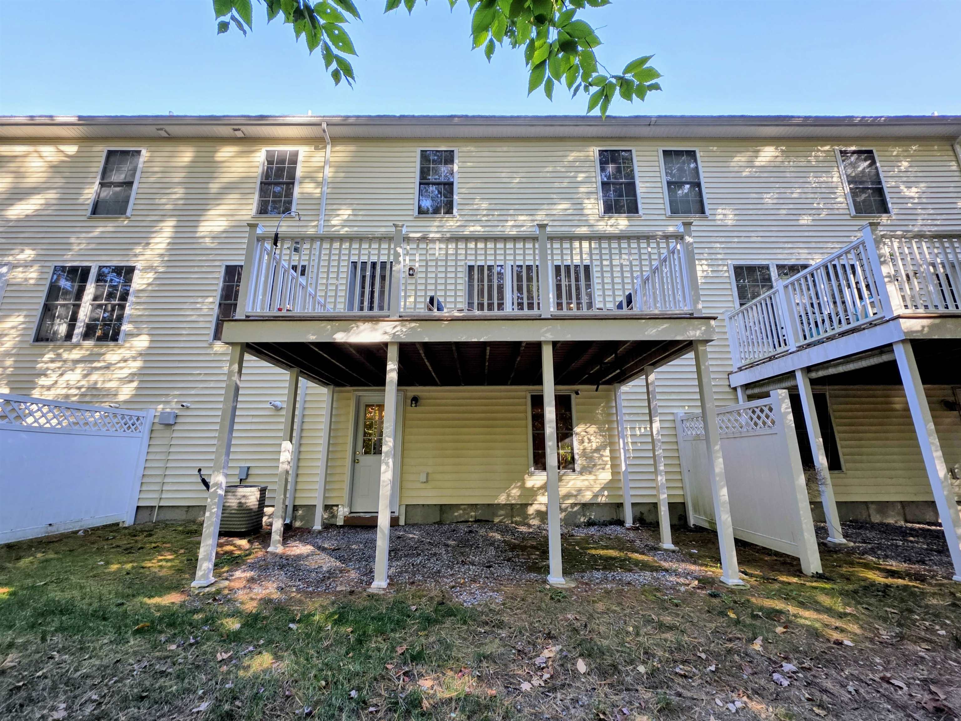 Concord, New Hampshire 03303, United States, 3 Bedrooms Bedrooms, ,3 BathroomsBathrooms,Residential,Active,246313