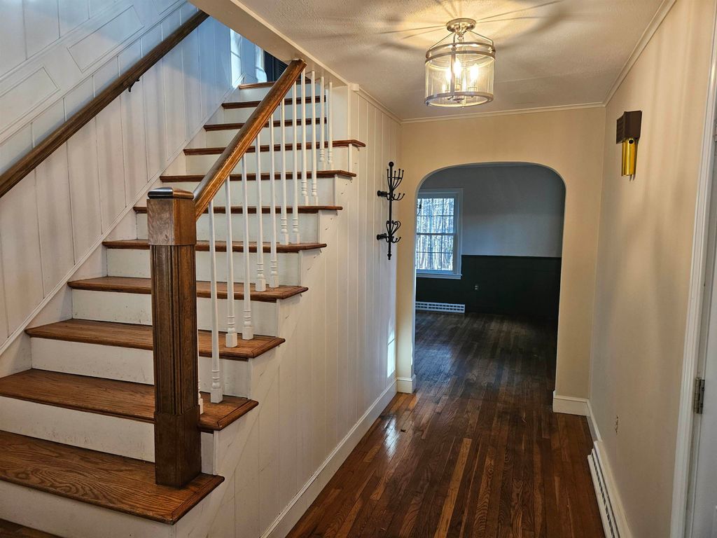 Photo of 38 Piscataqua Road, Dover, NH 03820 (MLS # 5071047)