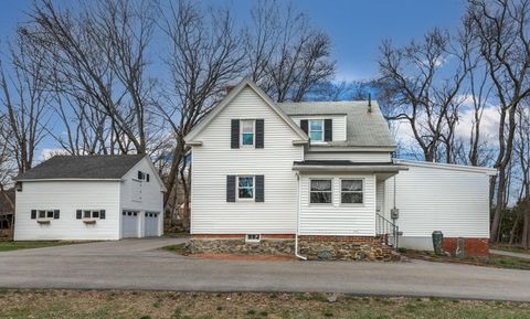 Photo of 7 Daniel Street, Somersworth, NH 03878 (MLS # 5084366)