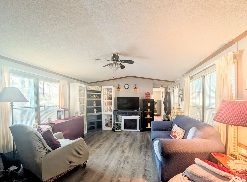 Photo of 16 Harbourt Drive, Winchester, NH 03470 (MLS # 5081339)