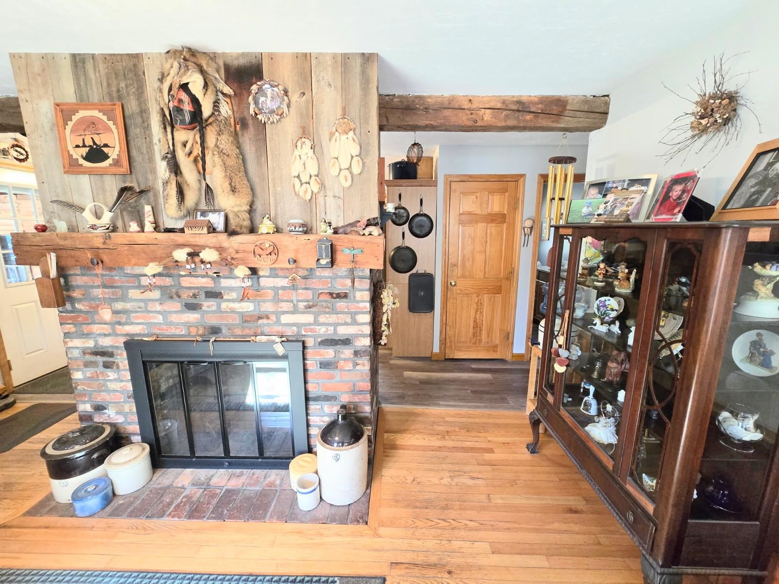 New Boston, New Hampshire 03070, United States, 3 Bedrooms Bedrooms, ,2 BathroomsBathrooms,Residential,Pending,119805