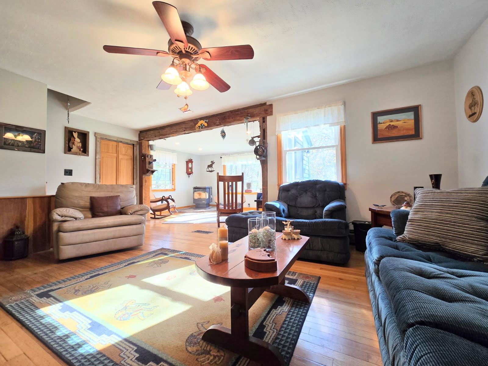 New Boston, New Hampshire 03070, United States, 3 Bedrooms Bedrooms, ,2 BathroomsBathrooms,Residential,Pending,119805