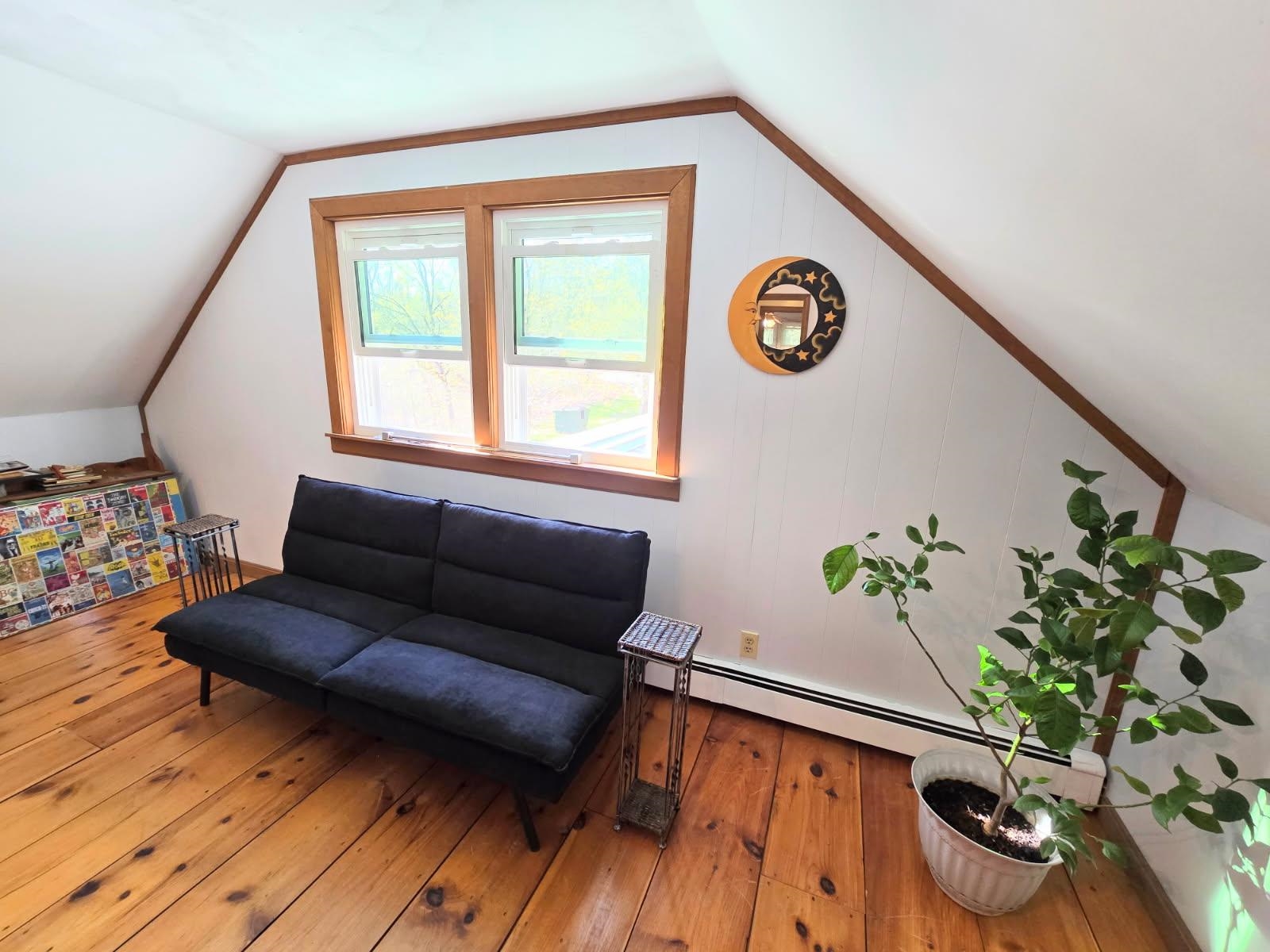 New Boston, New Hampshire 03070, United States, 3 Bedrooms Bedrooms, ,2 BathroomsBathrooms,Residential,Pending,119805