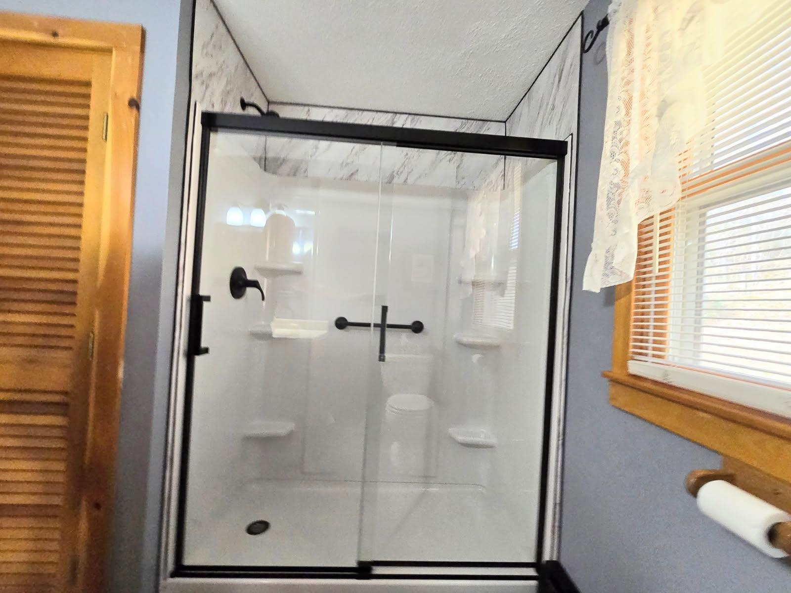 New Boston, New Hampshire 03070, United States, 3 Bedrooms Bedrooms, ,2 BathroomsBathrooms,Residential,Pending,119805