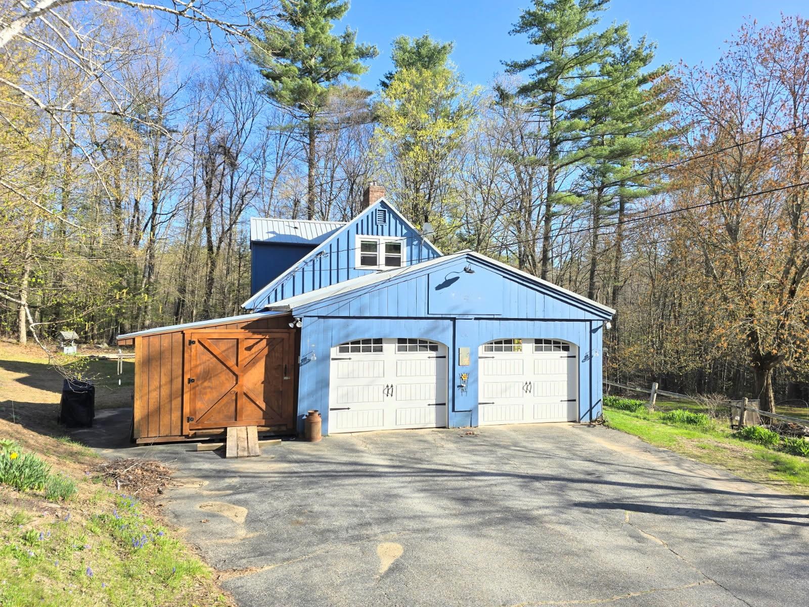 New Boston, New Hampshire 03070, United States, 3 Bedrooms Bedrooms, ,2 BathroomsBathrooms,Residential,Pending,119805