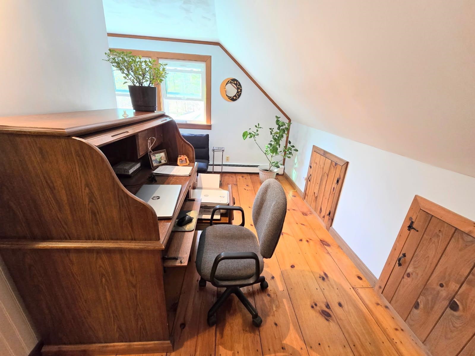 New Boston, New Hampshire 03070, United States, 3 Bedrooms Bedrooms, ,2 BathroomsBathrooms,Residential,Pending,119805