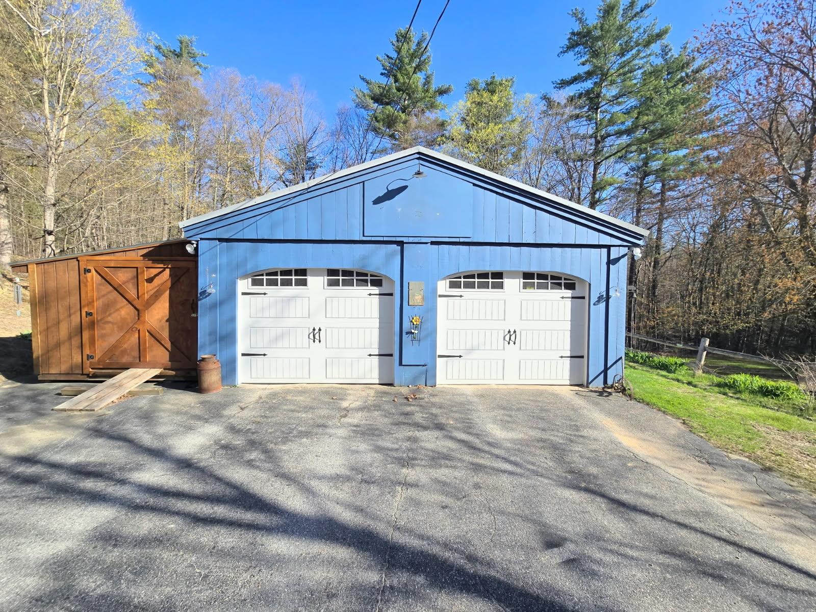 New Boston, New Hampshire 03070, United States, 3 Bedrooms Bedrooms, ,2 BathroomsBathrooms,Residential,Pending,119805