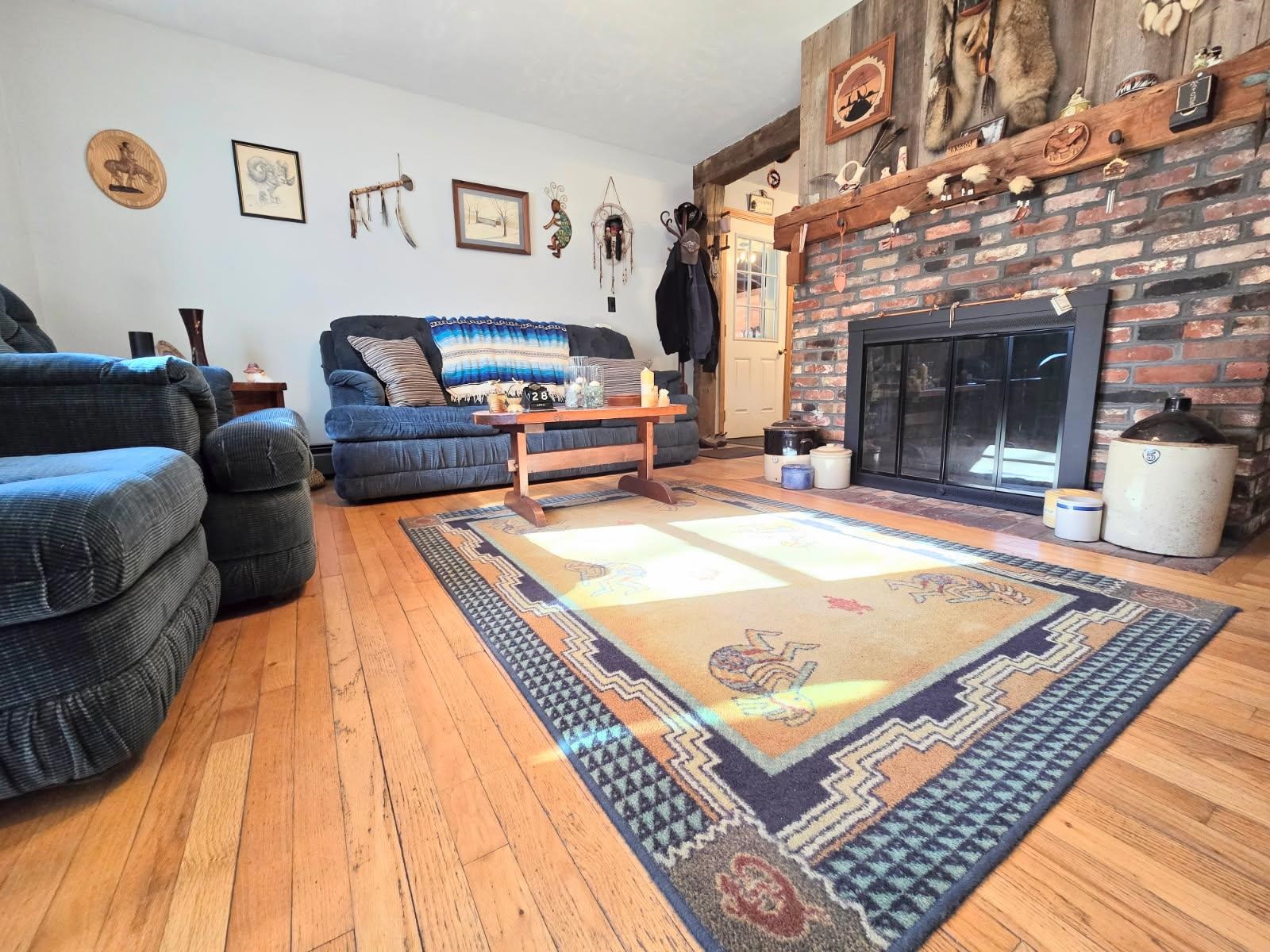 New Boston, New Hampshire 03070, United States, 3 Bedrooms Bedrooms, ,2 BathroomsBathrooms,Residential,Pending,119805